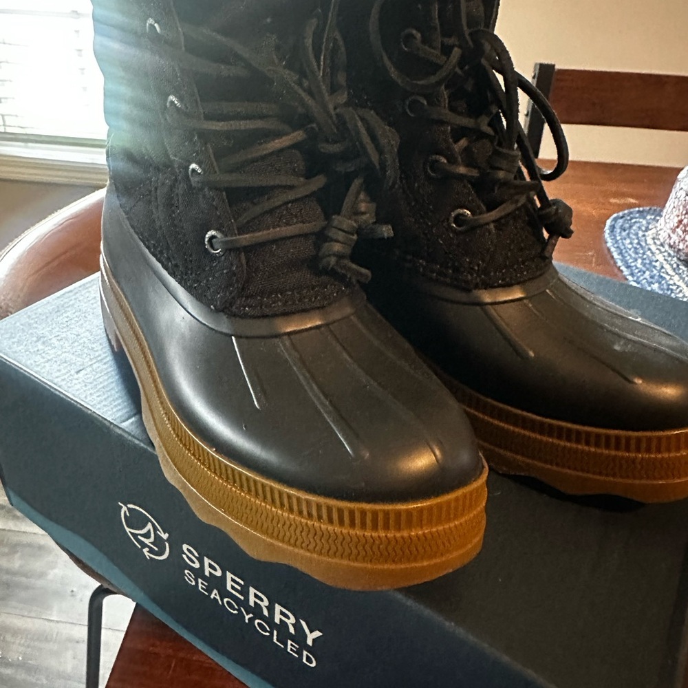 Sperry Black and Brown Boots